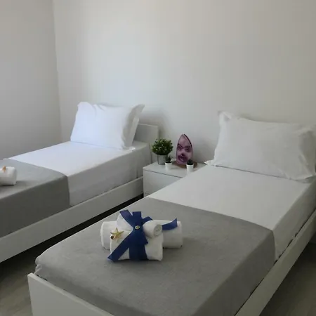 Oudeis Holidays Apartments Tropea Exterior photo