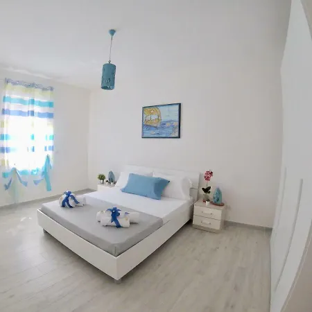 Oudeis Holidays Apartments Tropea Exterior photo